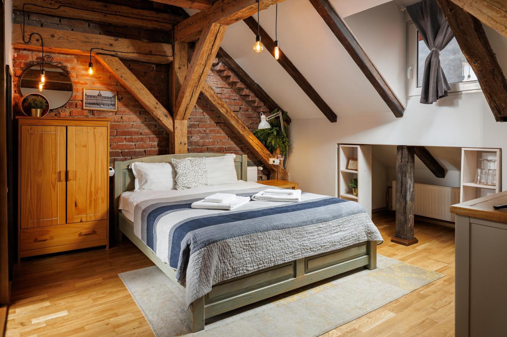 Maison d'hôtes Wood House Republicii Braşov